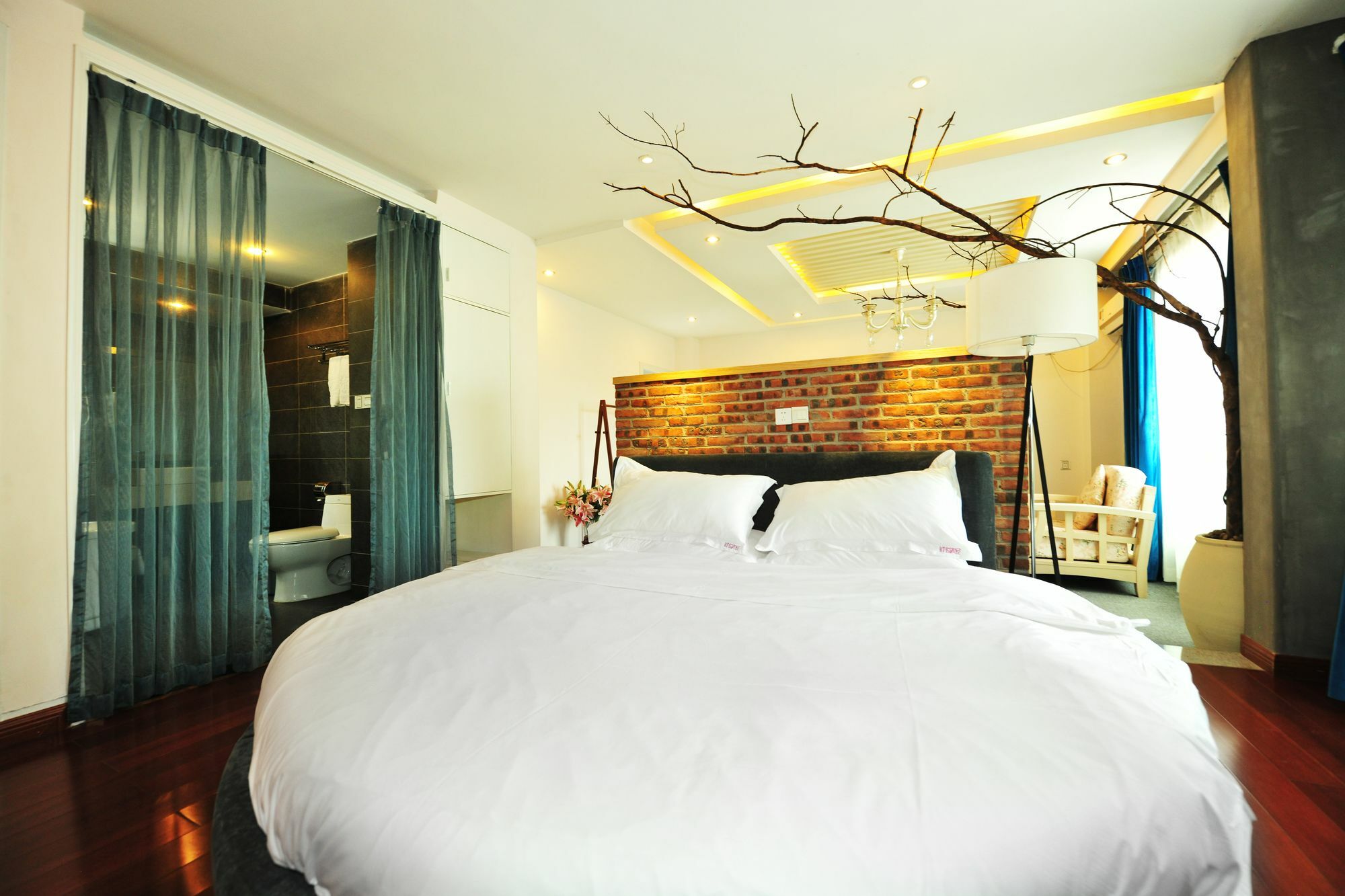 Inn Of Flowers- Yang Shuo Pan Tao กุ้ยหลิน ภายนอก รูปภาพ
